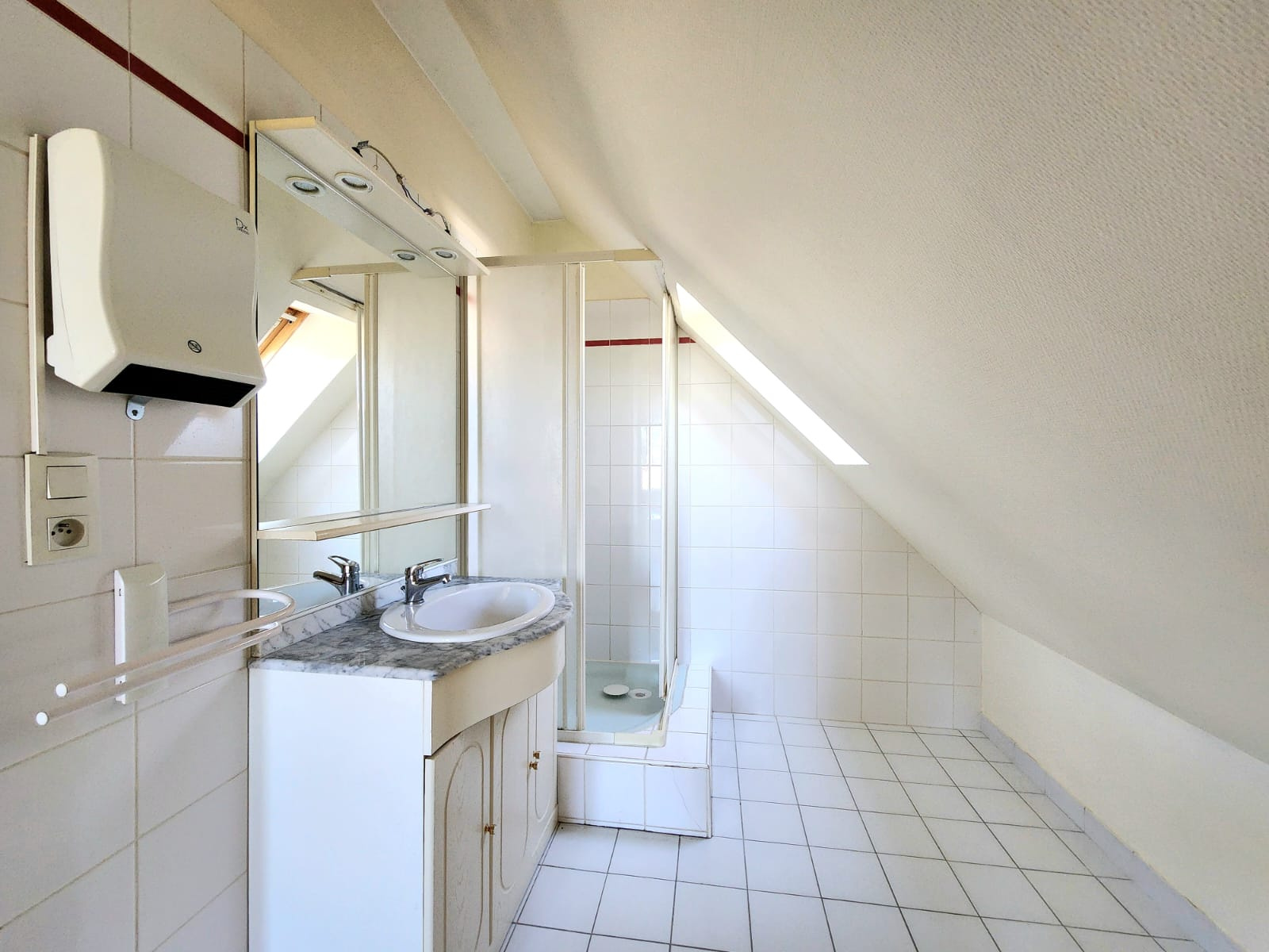 Maison individuelle lumineuse aux beaux volumes