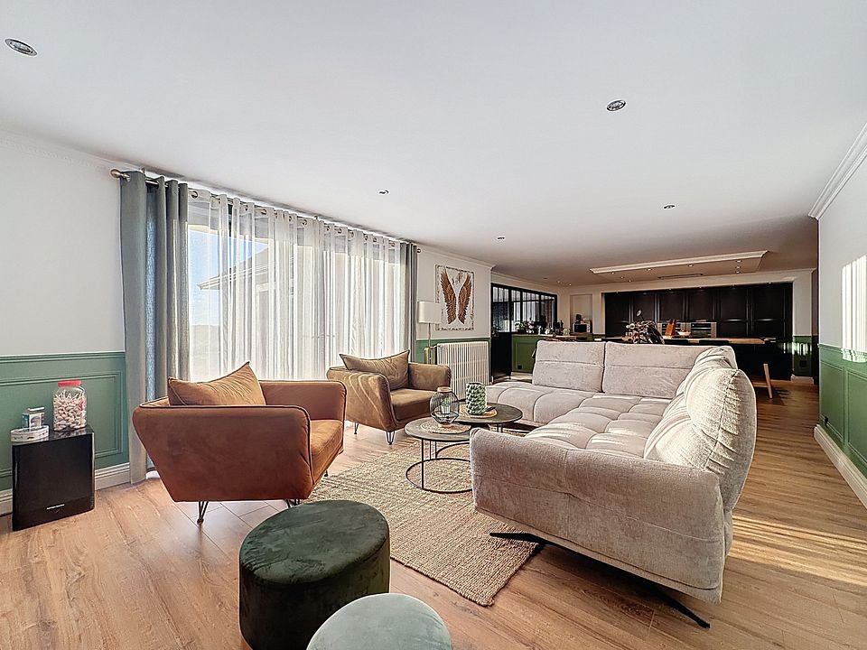 Maison familiale d’exception avec piscine intérieure   315 m2   nvironnement calme à 10 km de Troyes — photo 6