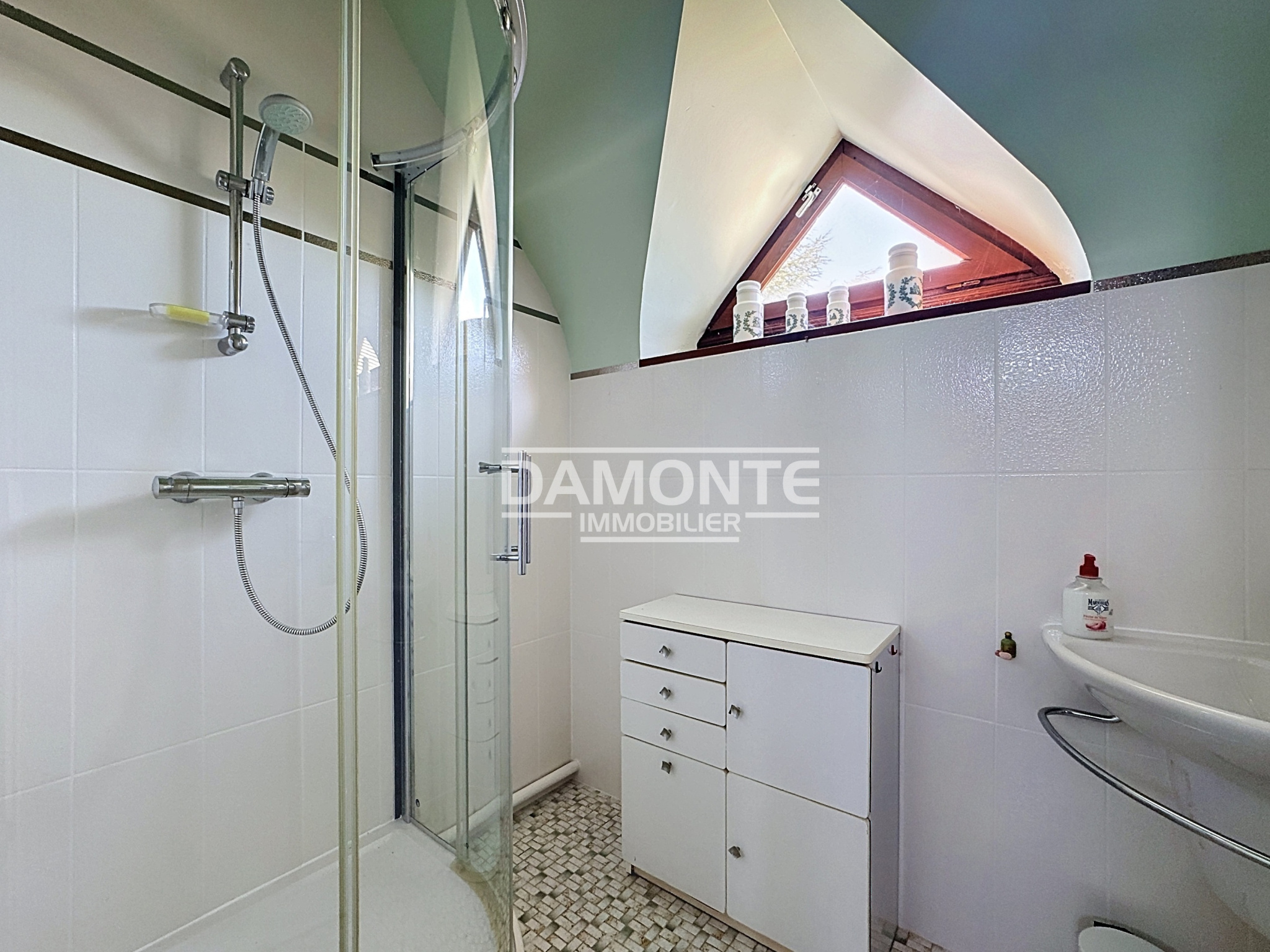 MAISON - 154M2 - 6 PIECES — photo 9